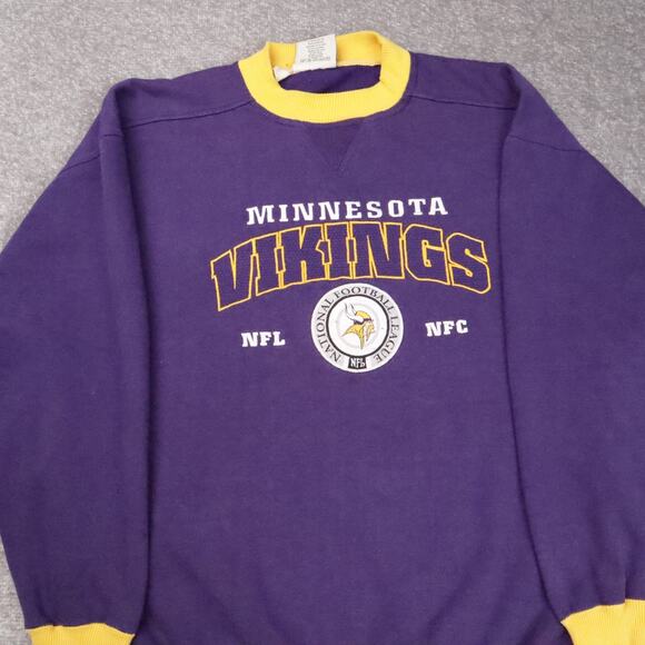 Vintage NFL Minnesota Vikings XL Purple Yellow Long Sleeve Pullover Sweatshirt - Picture 8 of 11